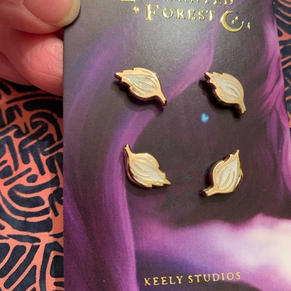 Enchanted Forest ✨Set of Four Flower Bud Mini ✨ Enamel Pin 0.5” NWT - Picture 3 of 4